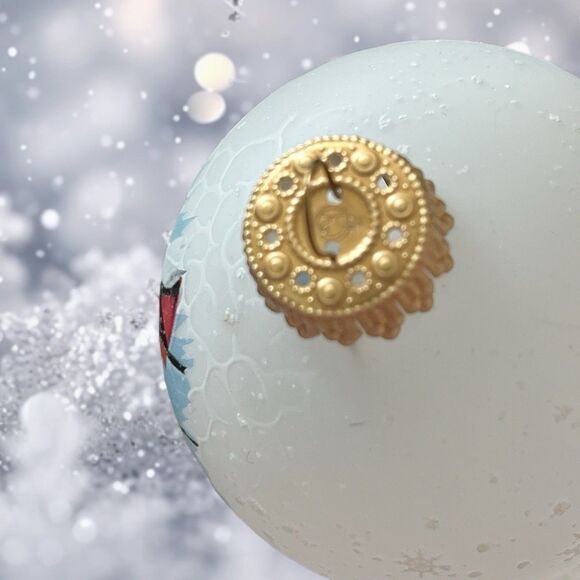 Cardinals Christmas Ornaments Blown Glass Snowflakes Set of Four 3” Diameter - Picture 4 of 4